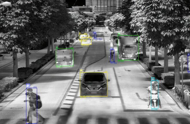 CES2024：镜泰Gentex展示汽车、航空航天、消防和医疗技术创新(图3)