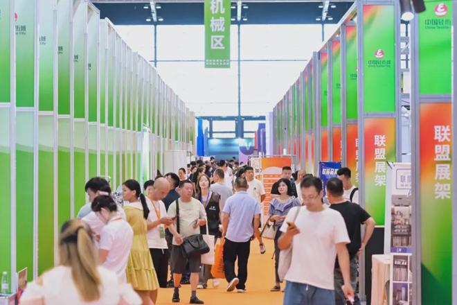 打造产业新质态！2024年第十四届绍兴柯桥中国轻纺城窗帘布艺展览会迎新启程(图2)