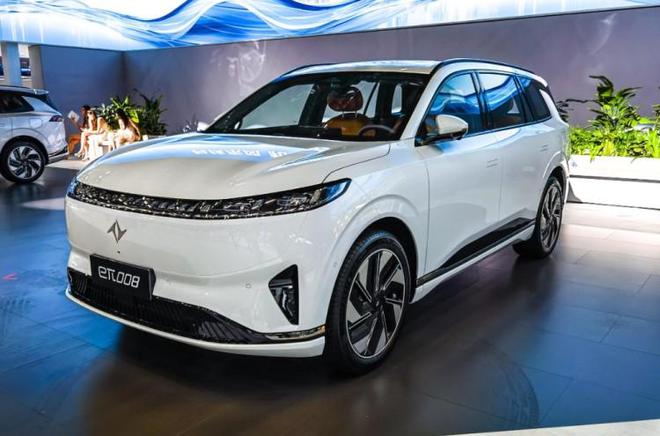 2024广州车展：东风奕派eπ008五座版上市限时到手价1786万起(图3)