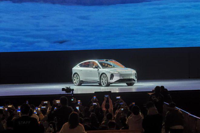 蔚来2024NIODay蔚来ET9上市萤火虫开启预售(图3)