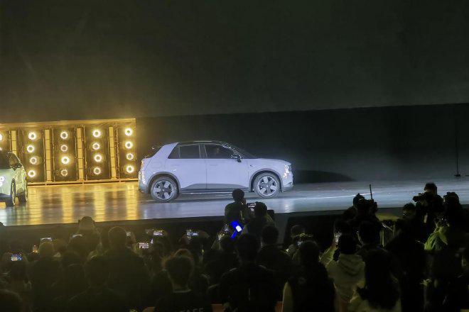 蔚来2024NIODay蔚来ET9上市萤火虫开启预售(图16)