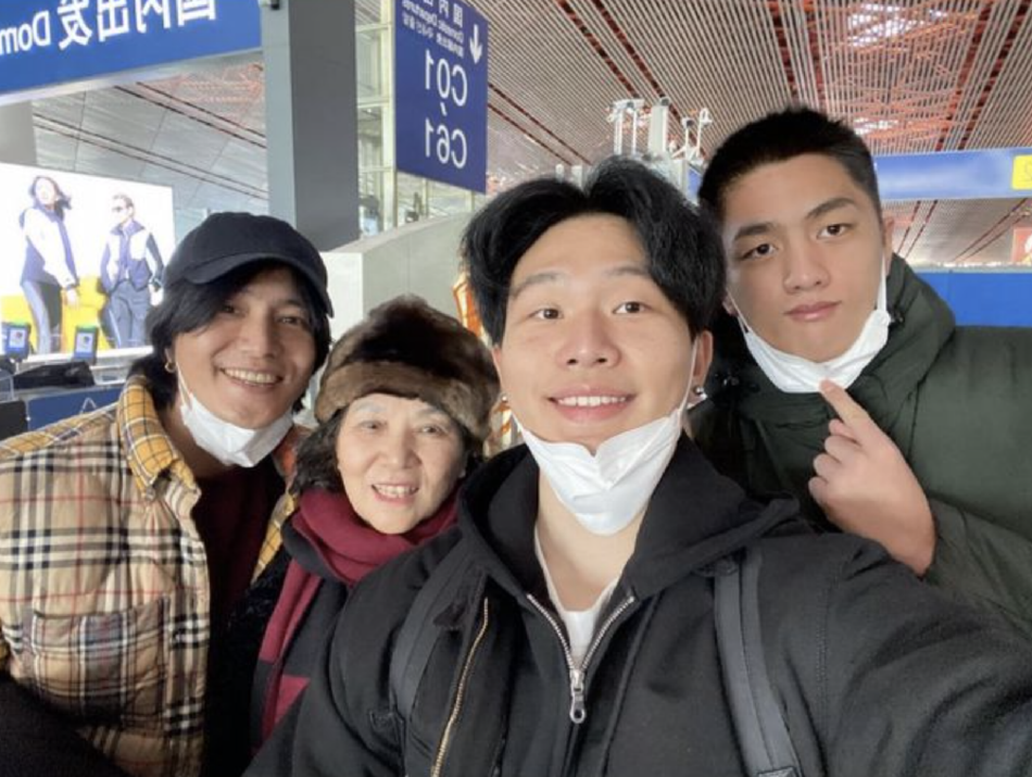 过分谨慎的妈妈拉大车的小马四季奶青最新章节无弹窗全(图3)