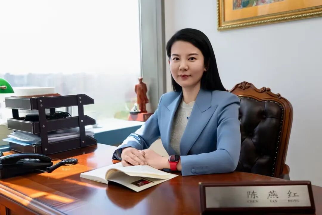 对话陈燕红：让学术研究有实务的锐度让法律实战有理论的深度丨律新社2025年度风云榜精品律师(图3)